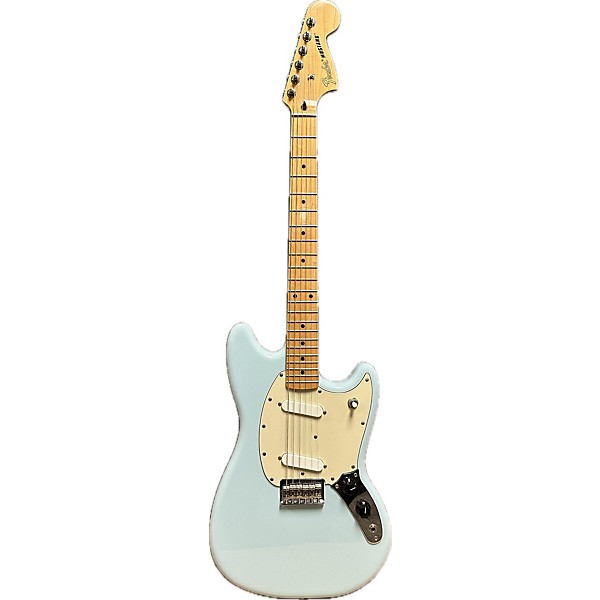 Used Fender Used Fender Mustang Daphne Blue Solid Body Electric Guitar