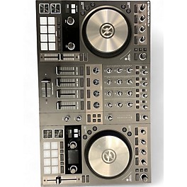 Used Native Instruments KOMPLETE KOMNTROL S4 DJ Controller