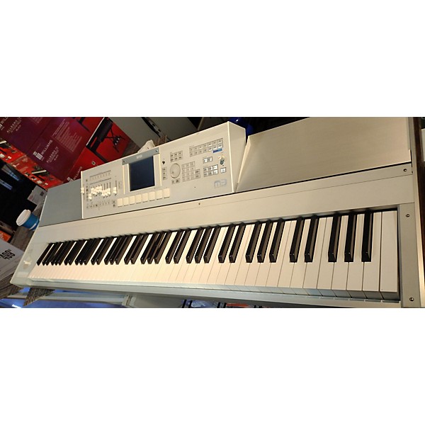 Used KORG M3 88 Key Keyboard Workstation