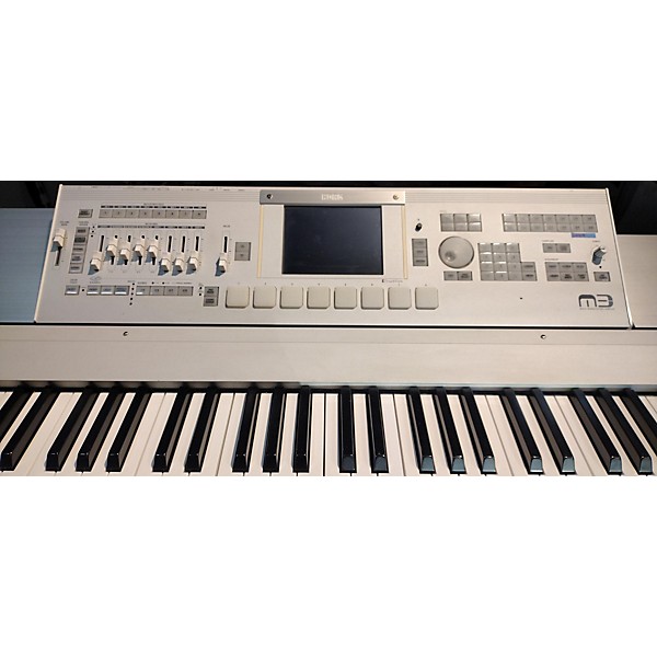 Used KORG M3 88 Key Keyboard Workstation