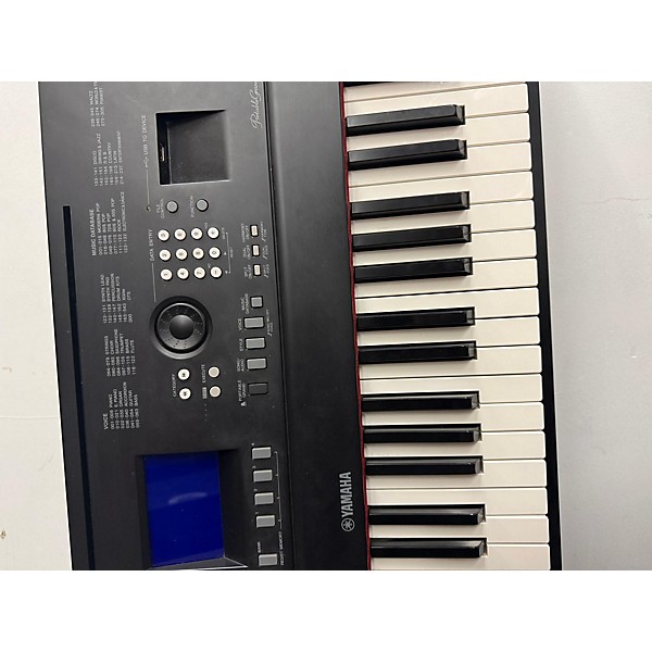 Used Yamaha Used Yamaha DGX650 88 Key Portable Keyboard