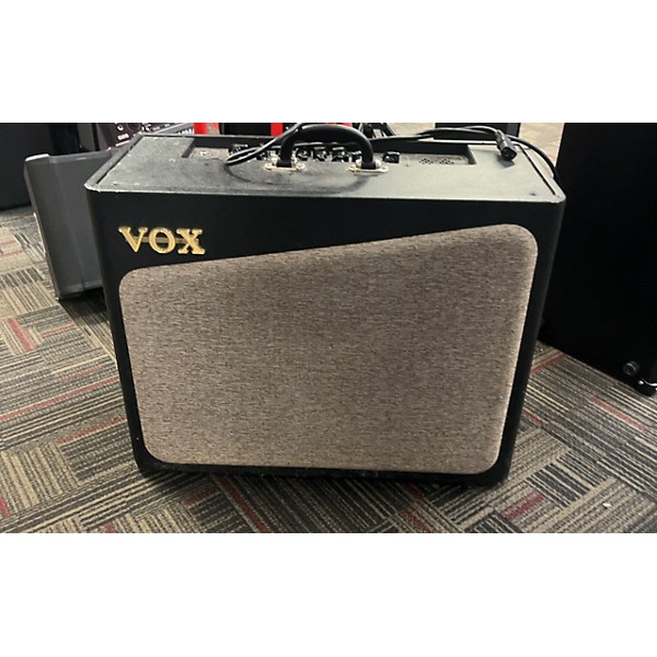 Used VOX Used VOX AV60 60W 1x12 Analog Modeling Guitar Combo Amp