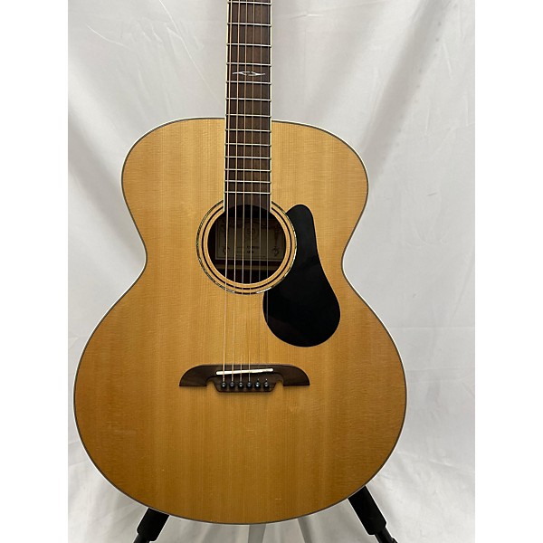 Used Alvarez Used Alvarez ABT60 Artist Series Baritone Natural Acoustic Guitar