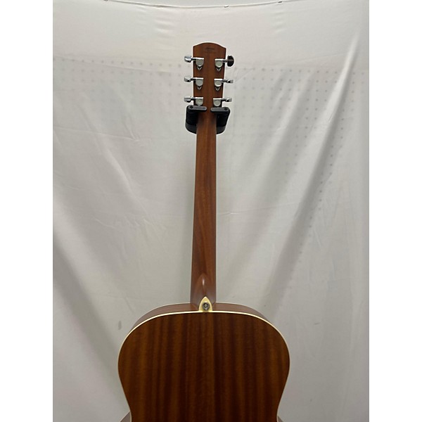 Used Alvarez Used Alvarez ABT60 Artist Series Baritone Natural Acoustic Guitar