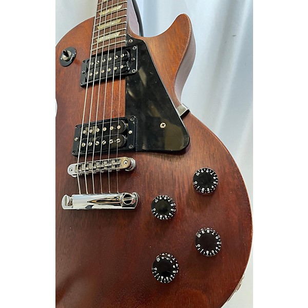 Used Gibson Used 2005 Gibson Les Paul Studio Brown Walnut Solid Body Electric Guitar