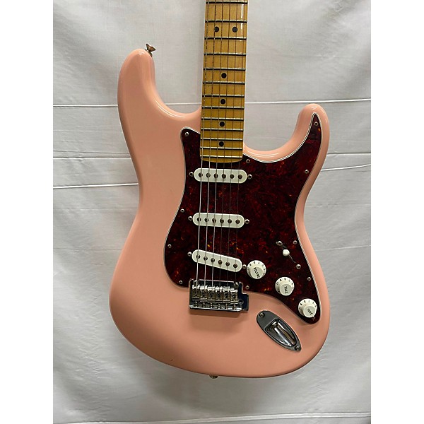 Used Used Fender Limited Edition Player Strat Shell Pink Solid Body Electric Guitar