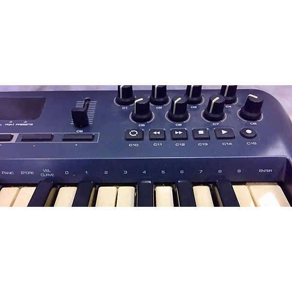 Used M-Audio Oxygen 25 Key MIDI Controller