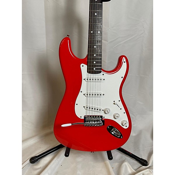 Used Squier Used Squier Affinity Stratocaster Fiesta Red Solid Body Electric Guitar