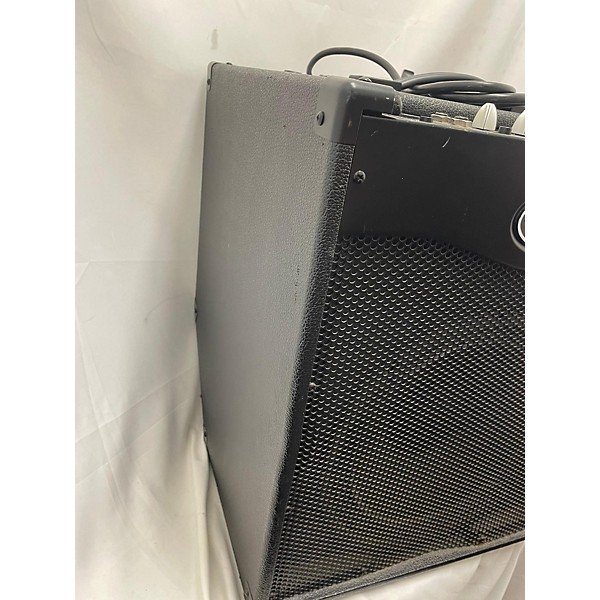 Used Peavey Used Peavey Max 112 35W 1x12 Bass Combo Amp