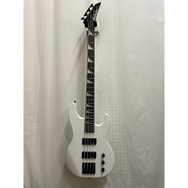 Used Jackson Used Jackson JS2 Concert Alpine White Electric Bass Guitar