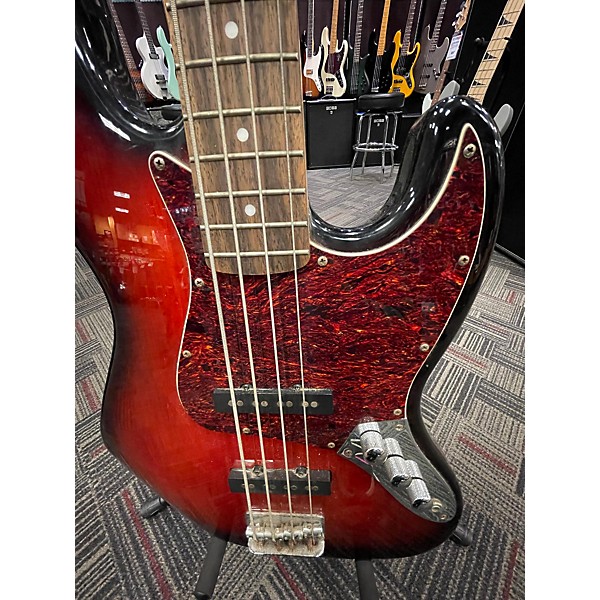 Used Squier Used Squier Classic Vibe 1960S Jazz Bass 3 Color Sunburst Electric Bass Guitar