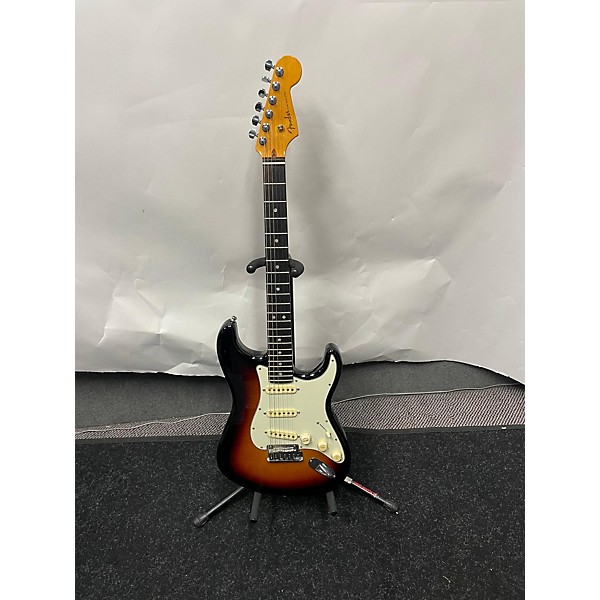 Used Fender Used Fender American Ultra Stratocaster Ultraburst Solid Body Electric Guitar