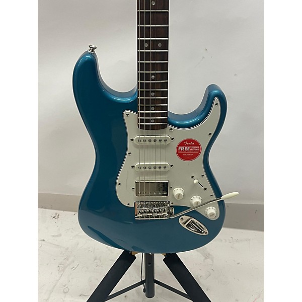 Used Squier Used Squier Classic Vibe 1960S Stratocaster HSS Lake Placid Blue Solid Body Electric Guitar