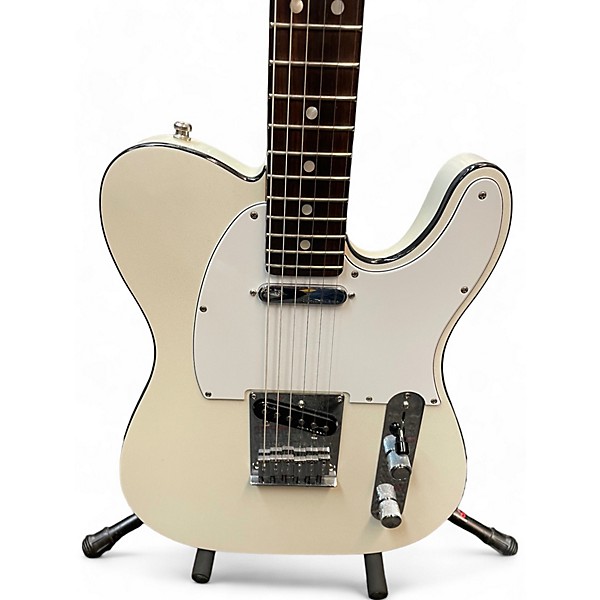 Used Fender Used Fender American Ultra Telecaster Arctic White Solid Body Electric Guitar