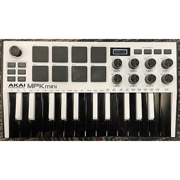 Used Akai Professional Used Akai Professional MPK Mini MIDI Controller