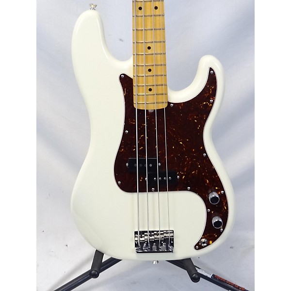 Used Fender Used Fender American Professional II Precision Bass Olympic White Electric Bass Guitar