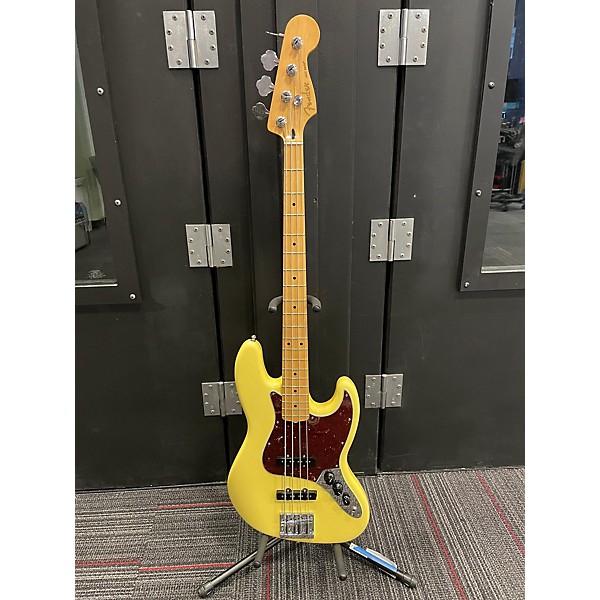 Used Fender Used Fender Player Plus Jazz Bass Buttercream Electric Bass Guitar