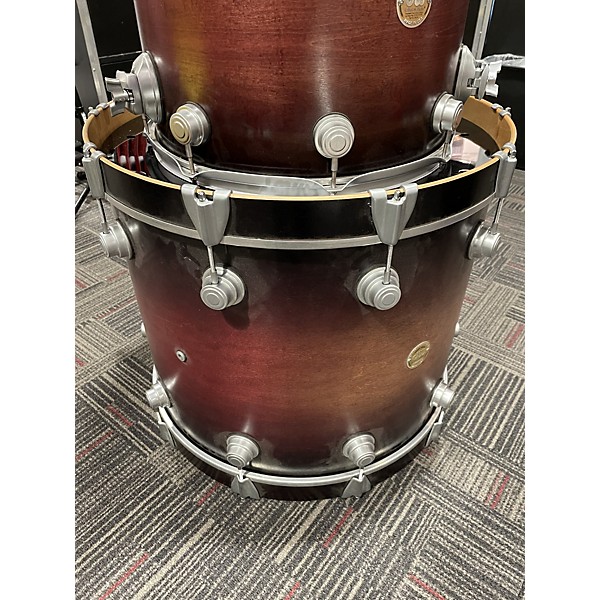 Used DW Used 2006 DW 5 piece Collector's Series Red Drum Kit