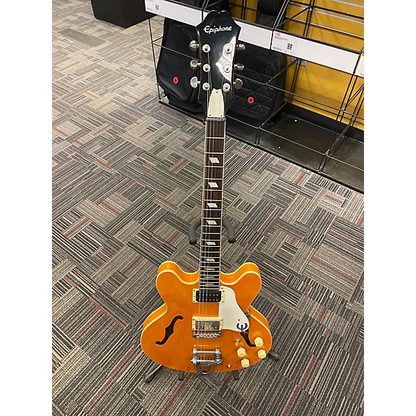 Used Epiphone Used Epiphone Nick Valensi Riviera P94 Antique Natural Hollow Body Electric Guitar