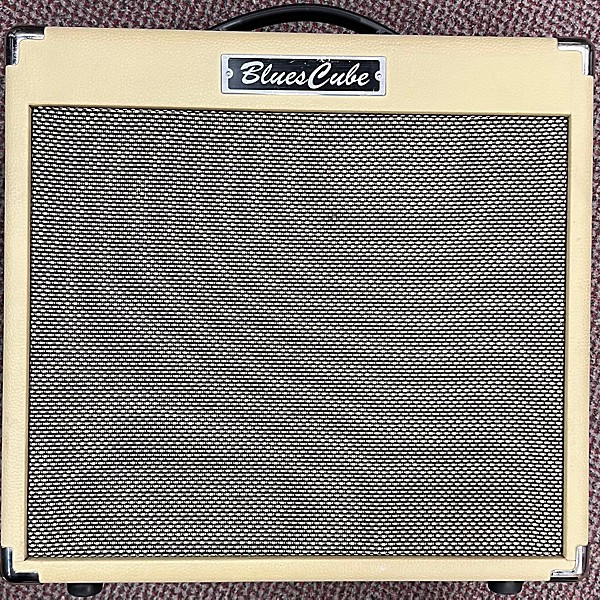 Used Roland Used Roland Blues Cube Hot Guitar Combo Amp