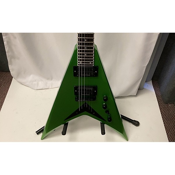 Used Kramer Used Kramer Dave Mustaine Vanguard Rust In Peace Flying V Alien Tech Green Solid Body Electric Guitar