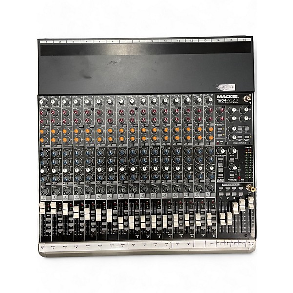 Used Mackie Used Mackie 1604VLZ3 Unpowered Mixer