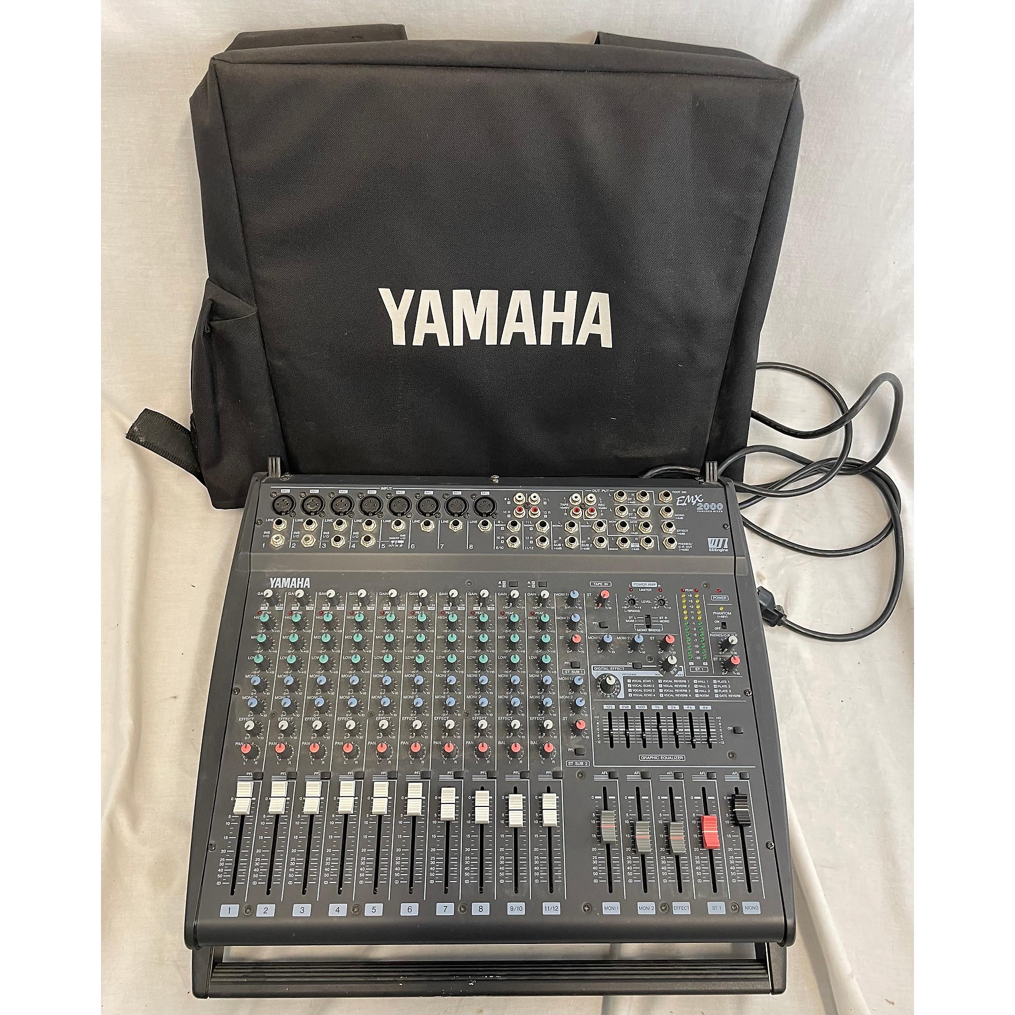 Used Used Yamaha EMX2000 Powered Mixer | Guitar Center