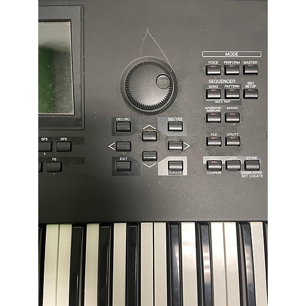 Used Yamaha Used Yamaha Motif XF7 76 Key Keyboard Workstation