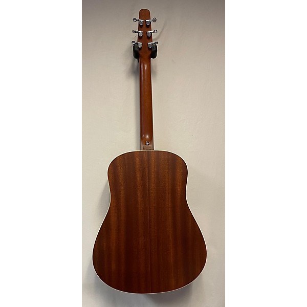 Used Seagull Used Seagull Model 29297F Maritime Cedar GT Natural Acoustic Electric Guitar