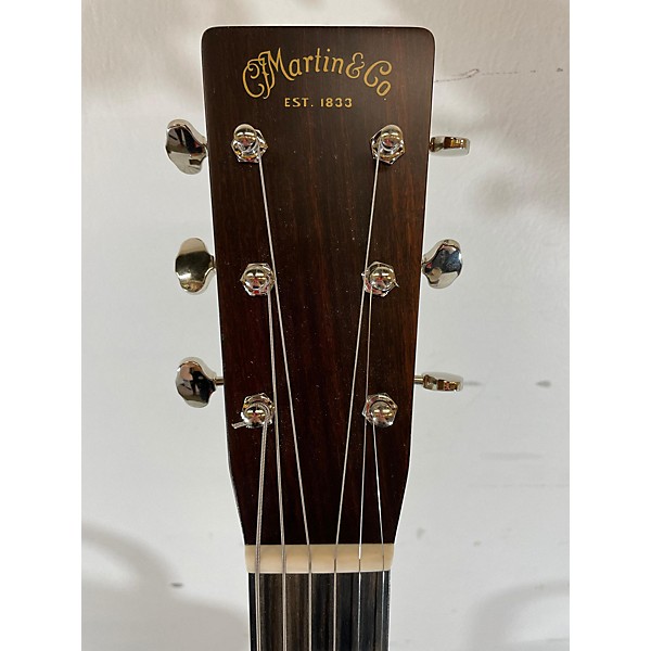 Used Martin Used Martin 000-28 Standard Auditorium Ambertone Acoustic Guitar