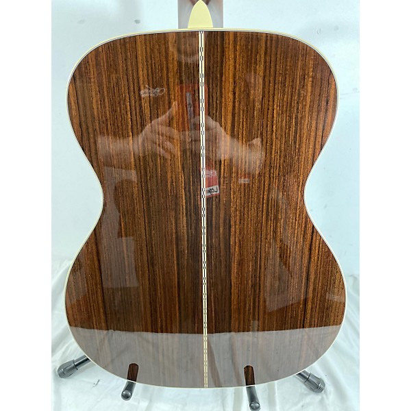 Used Martin Used Martin 000-28 Standard Auditorium Ambertone Acoustic Guitar