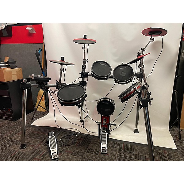 Used Alesis Used Alesis Alesis CRIMSON II 9 PIECE With Extra Cymbal Single Zone Electric Drum Set