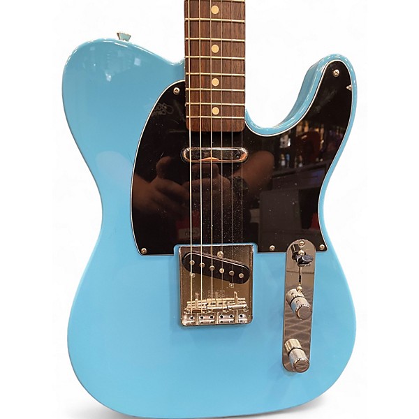 Used Fender Used Fender MADE IN JAPAN LIMITED INTERNATIONAL TELECASTER MAUI BLUE Solid Body Electric Guitar