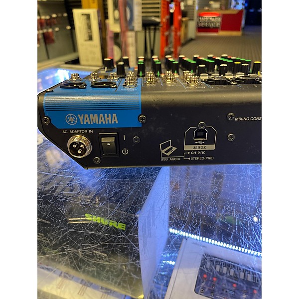 Used Yamaha Used Yamaha MG10XU 10 Channel Mixer With Effects Unpowered Mixer