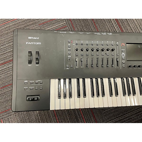 Used Roland Used Roland Fantom 7 Keyboard Workstation