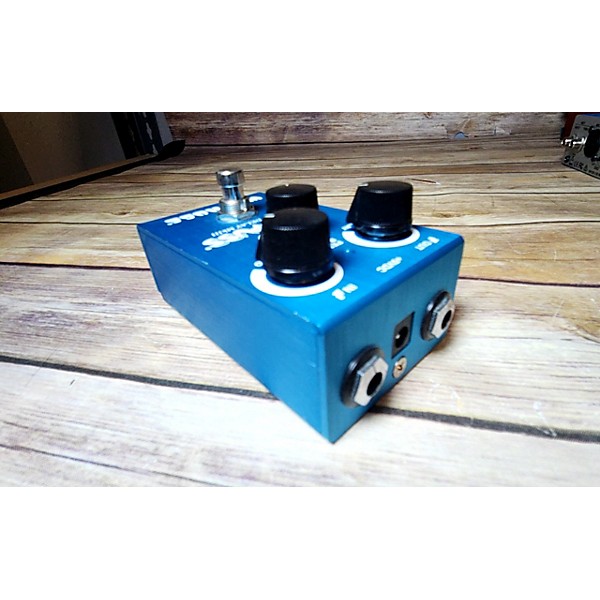 Used Way Huge Electronics Used Way Huge Electronics WHE701 Aqua Puss Analog Delay Effect Pedal