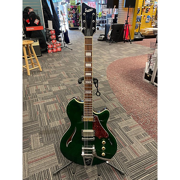 Used Supro Conquistador W/Bigsby Trans Racing Green Hollow Body Electric Guitar