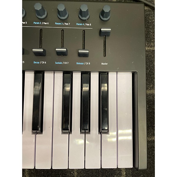 Used Arturia Used Arturia Keylab MKII 49 Key MIDI Controller