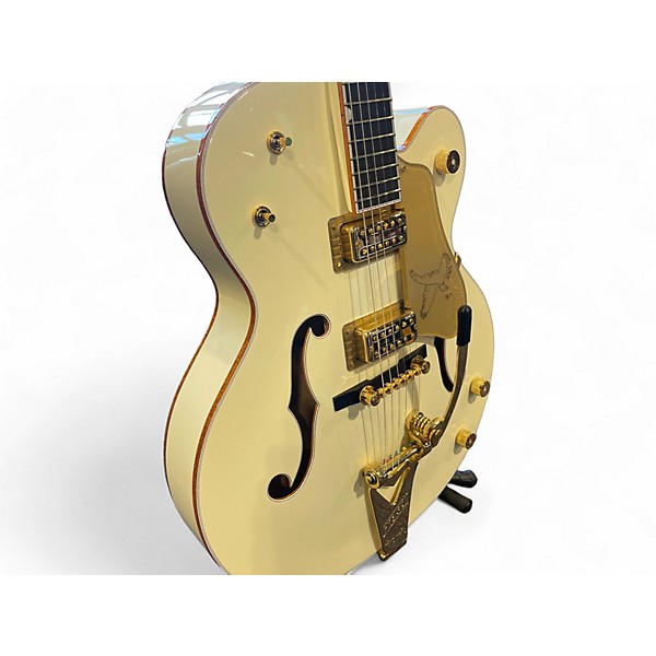 Used Gretsch Guitars Used Gretsch Guitars White Falon G6136T-59 Vintage Series White Solid Body Electric Guitar