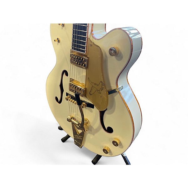 Used Gretsch Guitars Used Gretsch Guitars White Falon G6136T-59 Vintage Series White Solid Body Electric Guitar