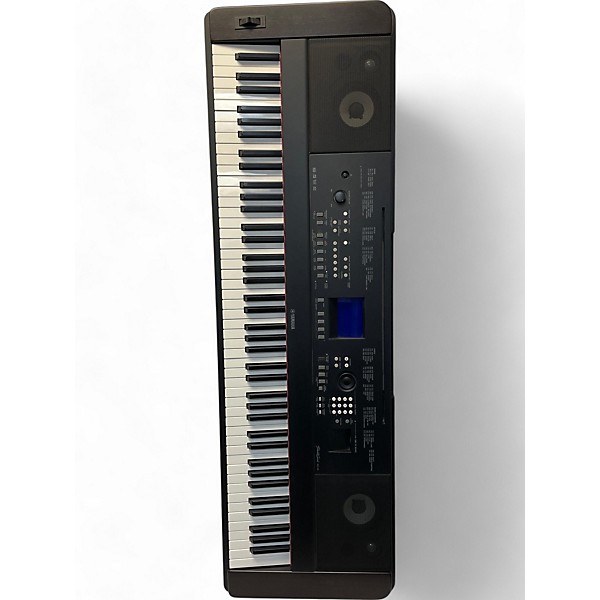 Used Yamaha DGX650 88 Key Portable Keyboard