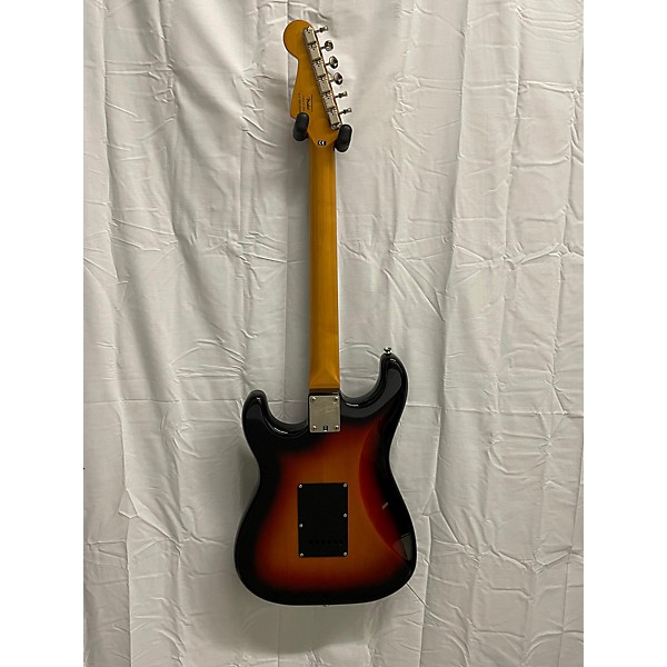 Used Squier Used Squier Classic Vibe 1960S Stratocaster 3 Color Sunburst Solid Body Electric Guitar