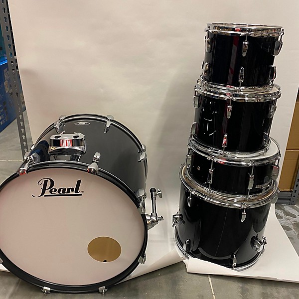 Used Pearl Used Pearl 5 piece ROADSHOW Black Drum Kit