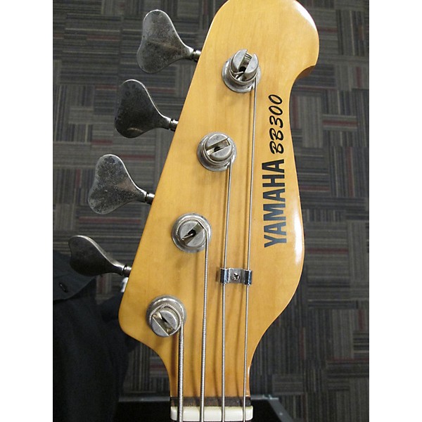 Used Yamaha Used Yamaha BB300 ELECTRIC BASS White Electric Bass Guitar