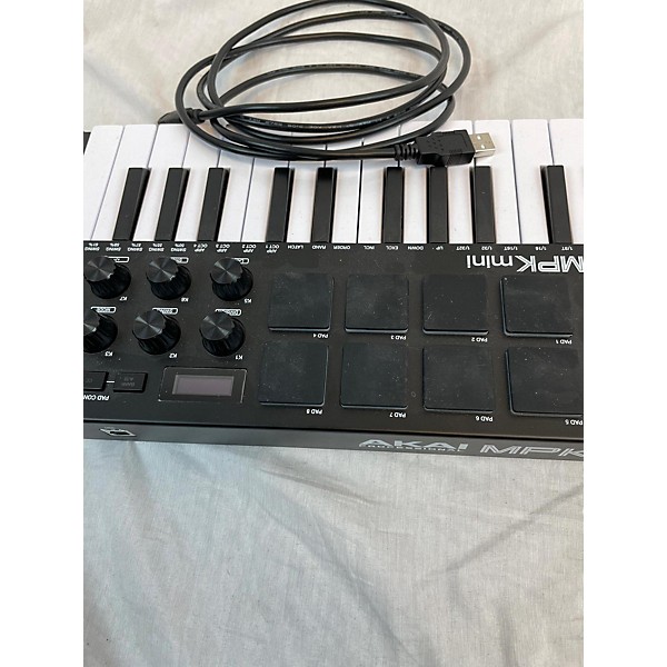 Used Akai Professional Used Akai Professional MPK Mini MIDI Controller