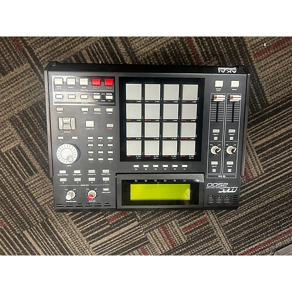 Used Akai Professional Used Akai Professional MPC2500 Production Controller