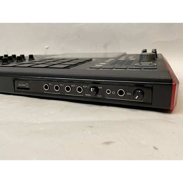 Used Akai Professional Used Akai Professional MPCX Production Controller