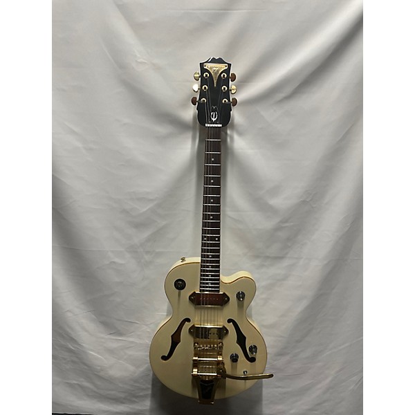 Used Epiphone Used Epiphone Wildkat Limited Edition Pearl White Hollow Body Electric Guitar