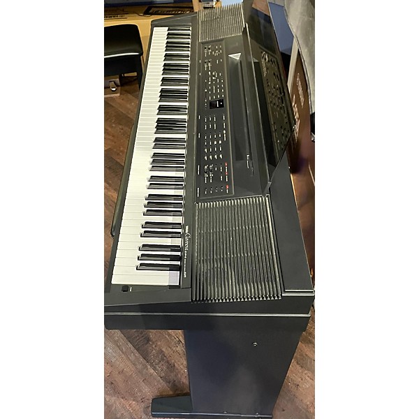 Used Yamaha Used Yamaha Clavinova CVP8 Digital Piano