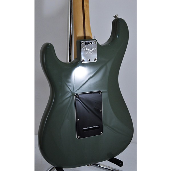 Used Fender Used Fender American Professional Stratocaster SSS ANTIQUE OLIVE Solid Body Electric Guitar